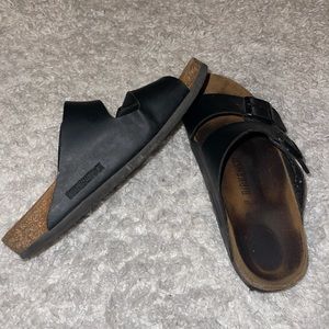 Birkenstock Arizona Sandals in Black